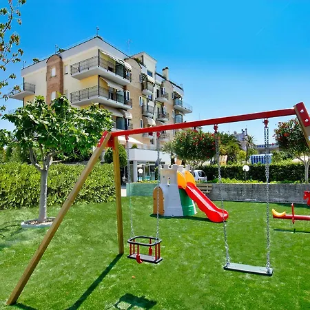 Domingo Hotel 3*